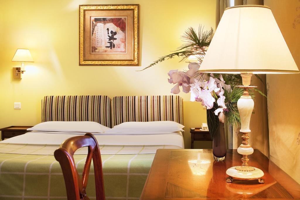 Le Relais Saint Honore Paris Eksteriør billede